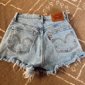 Levi’s 501 Shorts